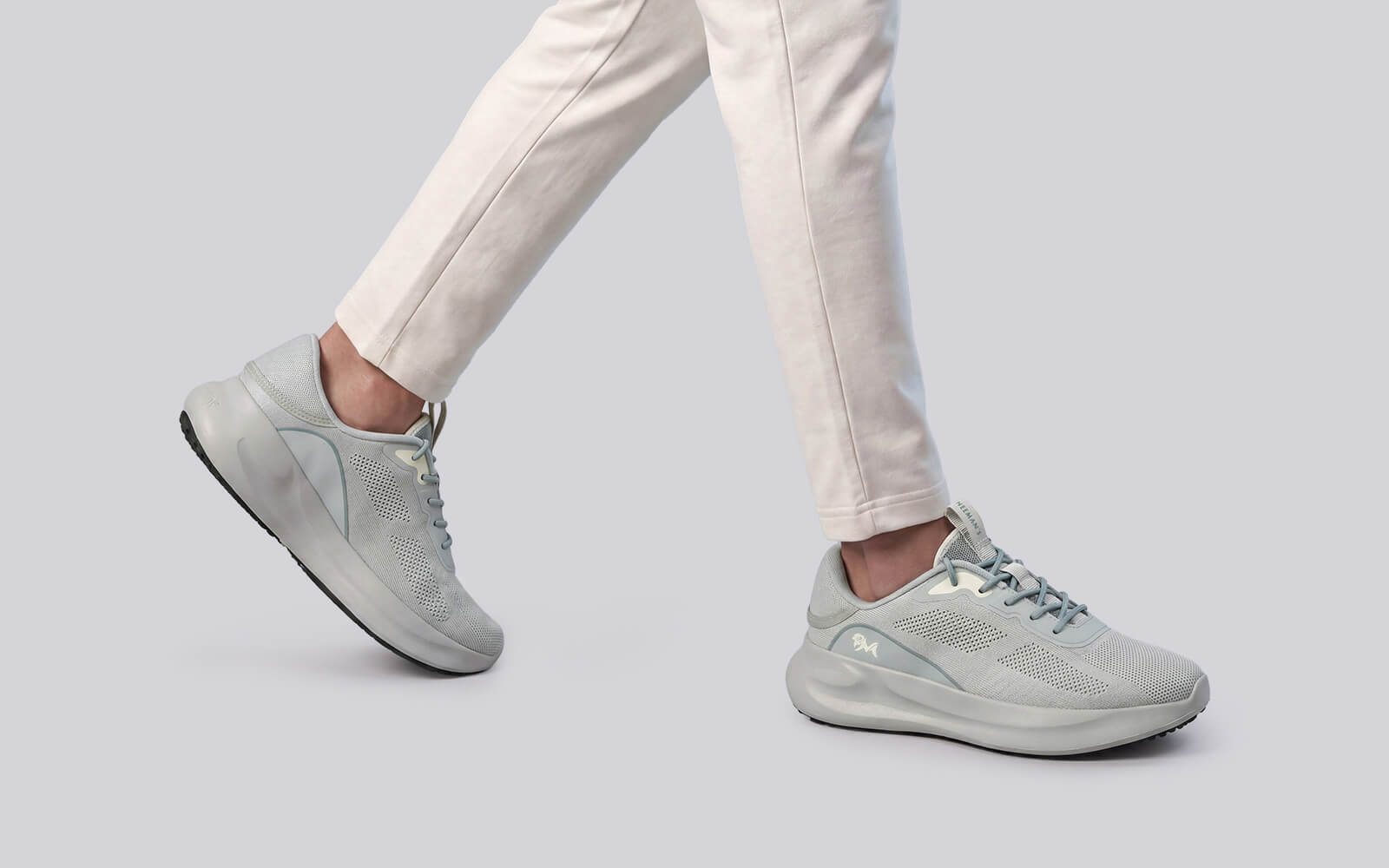 DuoForm Sneakers for Men : Grey