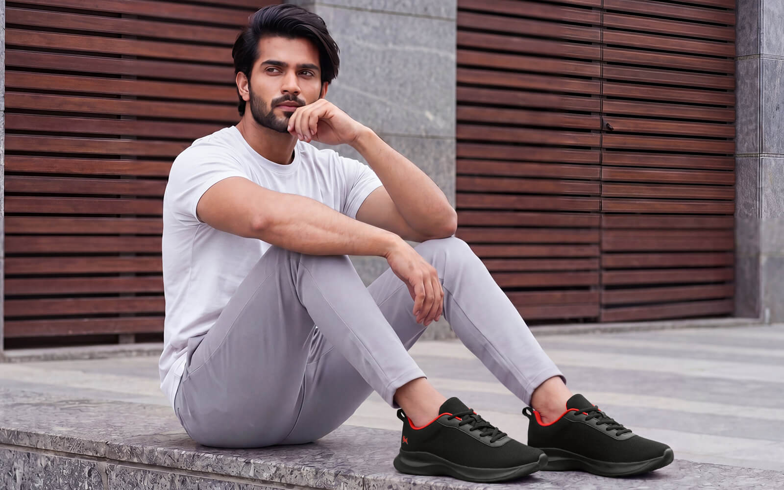 Everyday Routine Sneakers For Men : Black