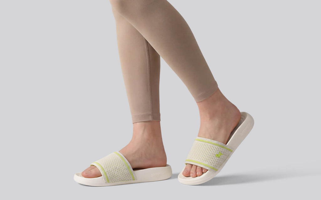 High Sprout Knitro Slides For Women : White