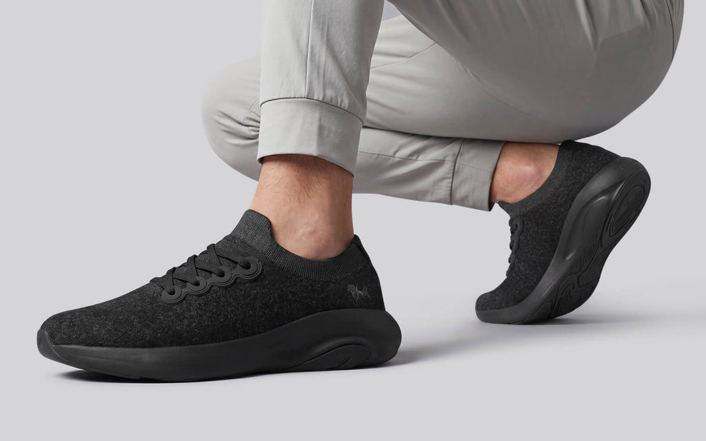 Lush Glider For Men : Black