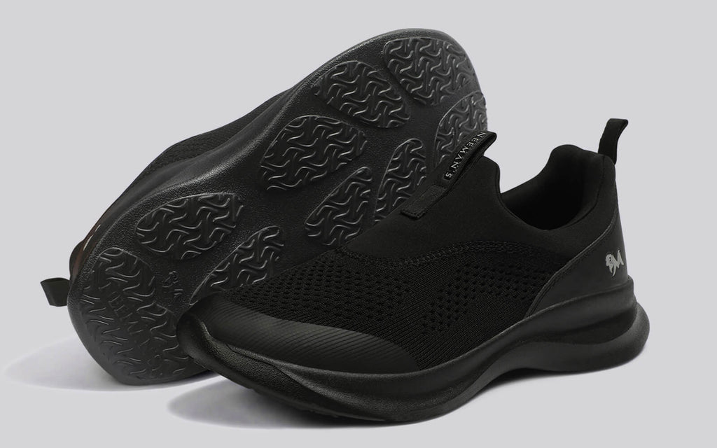 Mono Curve Slip Ons for Men : Black
