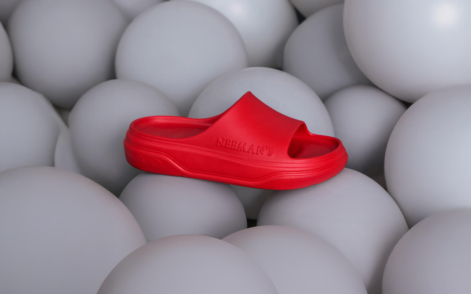 Cushers Slides For Women : Red