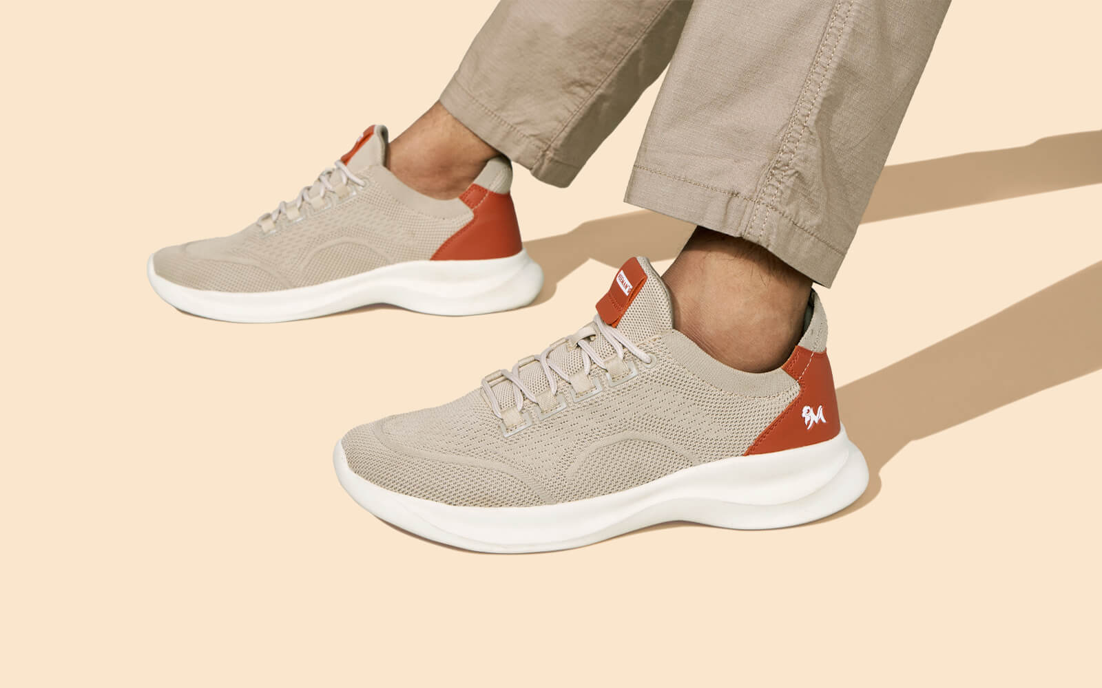 The Knit Strides : Ivory