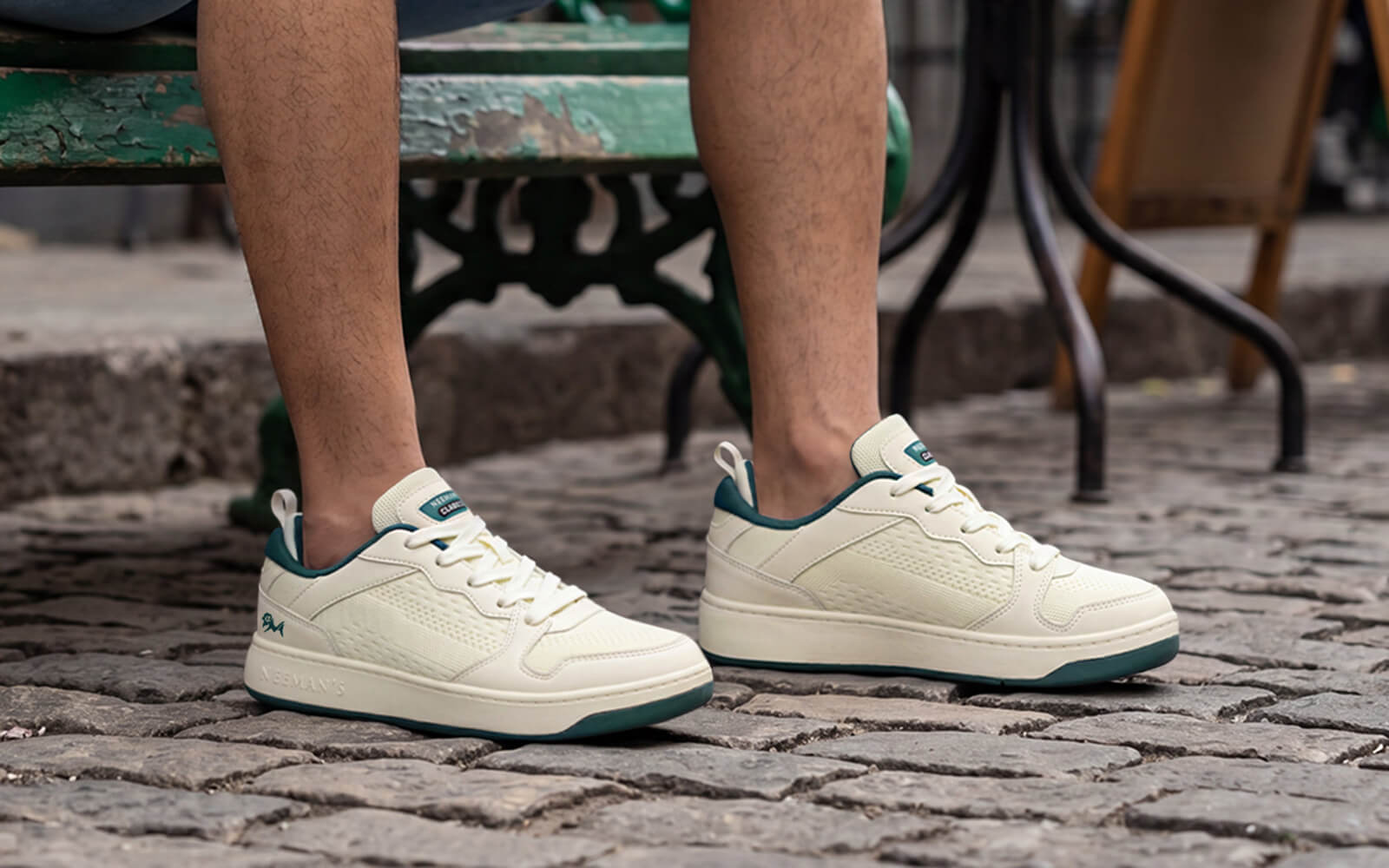 The Street Heart : Ivory Green